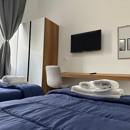 Mosaic Inn Cenova Dış mekan fotoğraf