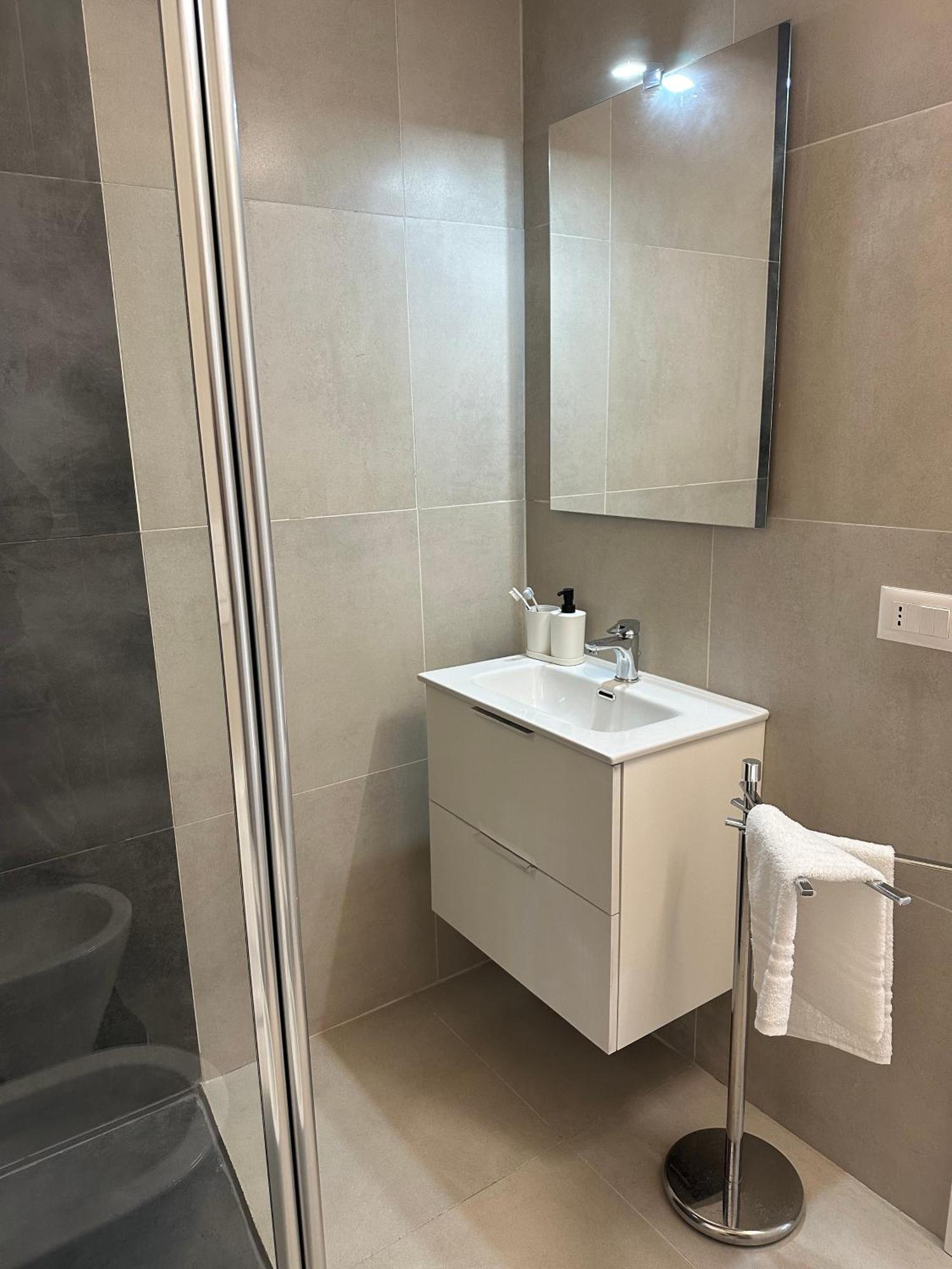 Mosaic Inn Cenova Dış mekan fotoğraf